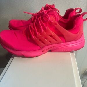 Nike Air Women's Bright Pink Sneakers